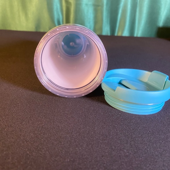 Aruba Starbucks Tumbler - Picture 6 of 8